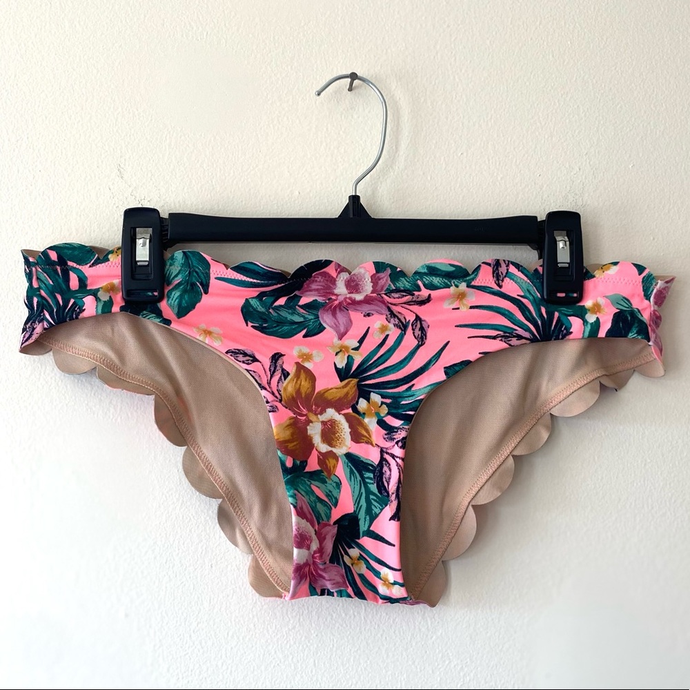 Vanilla/Beach Bikini Bottoms - SIZE (M)
